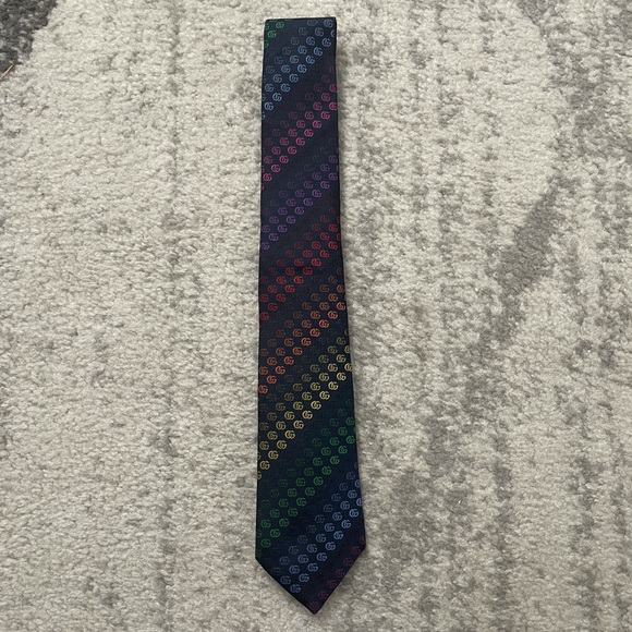 Authentic Gucci GG Colorful Monogram Tie - Picture 1 of 5